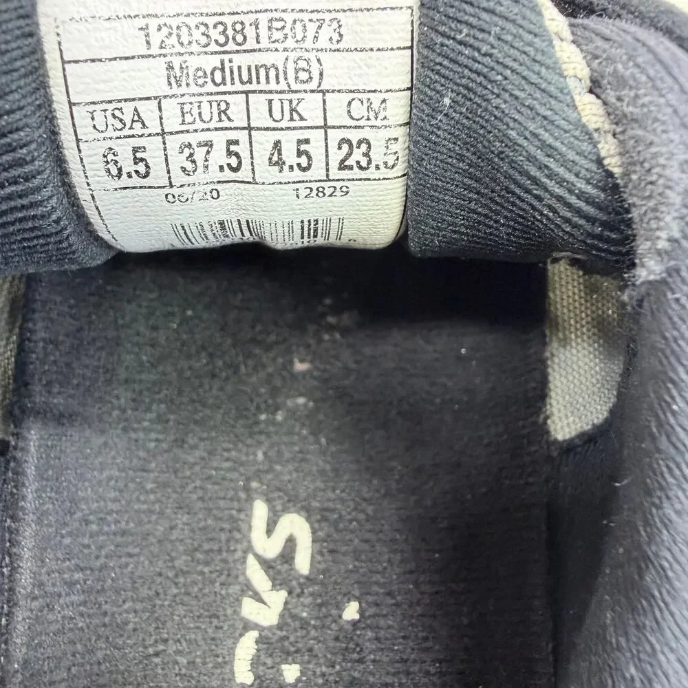 Brooks ghost 13